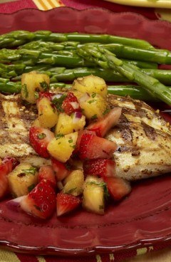 Grilled Chicken with Strawberry and Pineapple Salsa
