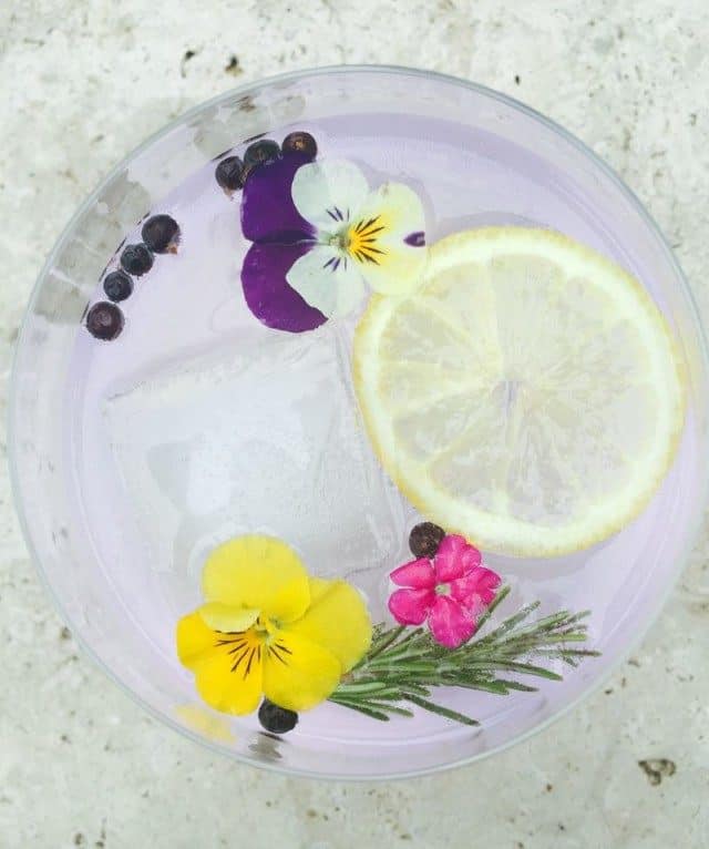 lavender gintonic BCN Lavender Gin & Tonic