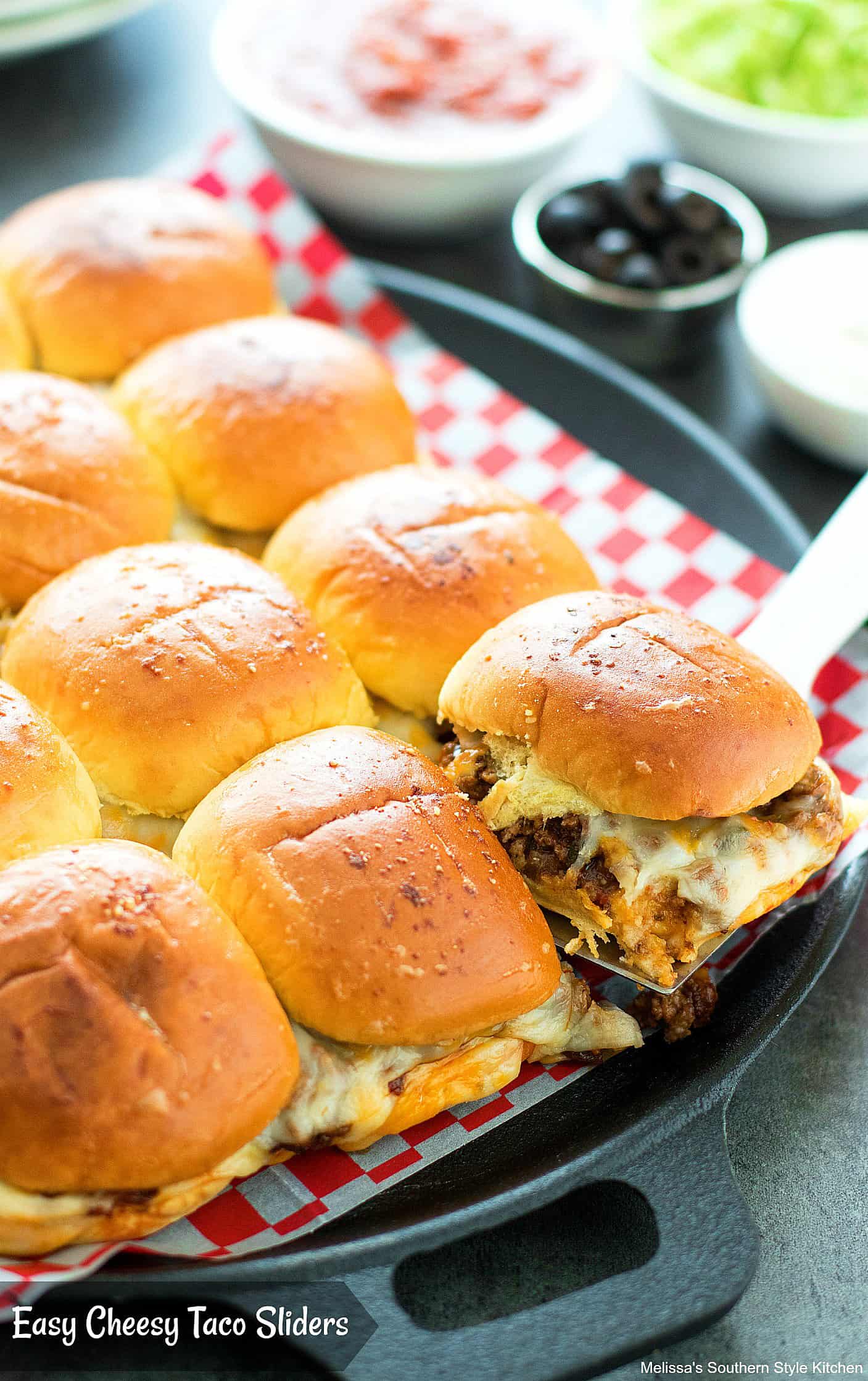 Cheesy Taco Sliders