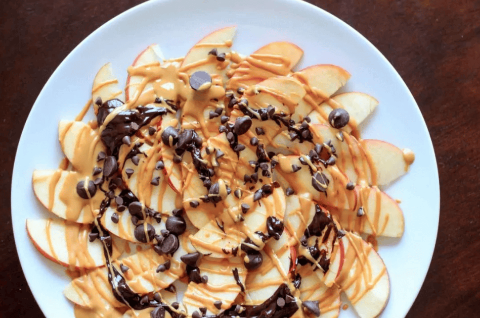 apple peanut butter nachos